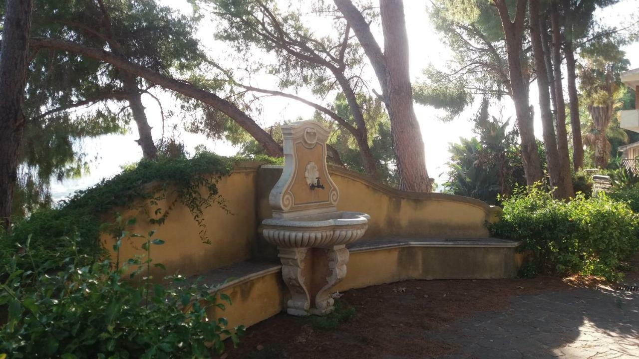 Villa Gianni Palermo Eksteriør bilde